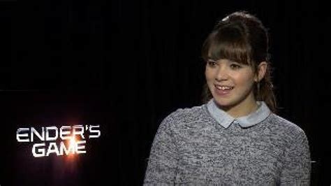 Hailee Steinfeld Describes Her Character Petra In Enders Game