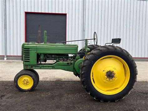 Absolute 1950 John Deere B 2wd Tractor Res Auction Services