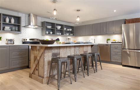 Income Property Cory And Julie Scott Mcgillivray Country Kitchen