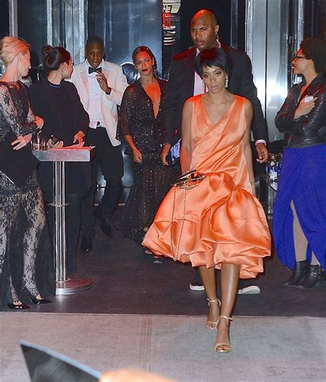 Jay Z Physically Attacked By Beyonces Sister Solange Knowles At Met