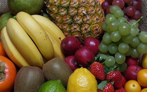 Assorted Color Fruits Pineapple Grapes Apples Kiwi Strawberry