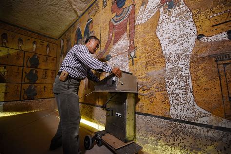 Scans Of King Tut’s Tomb Reveal New Evidence Of Hidden Rooms King Tut Tomb Tutankhamun