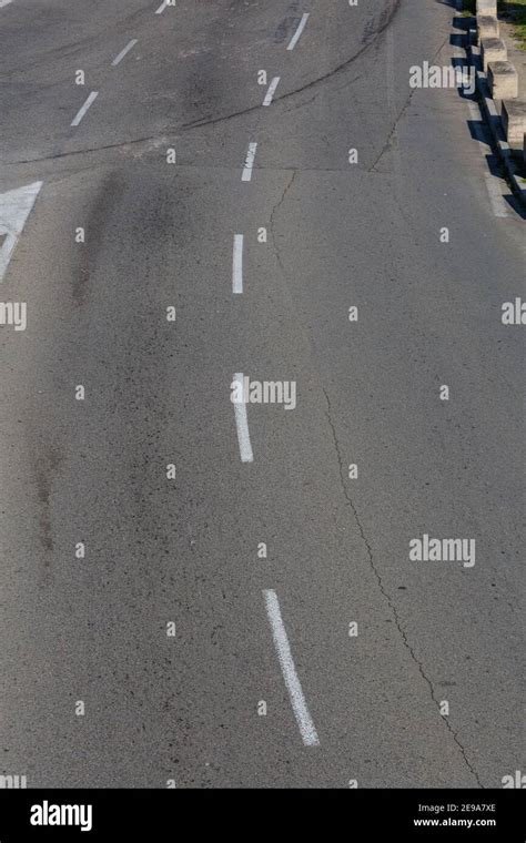 Broken White Lines At Empty Road Sunny Day Stock Photo Alamy