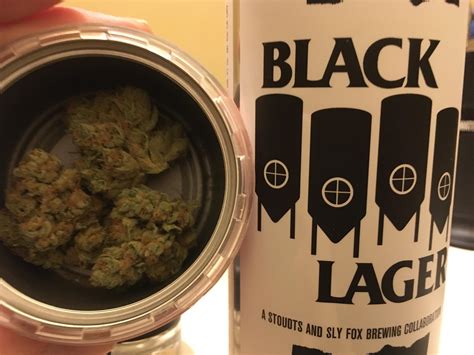 Pt Stardawg 36 And Black Lager By Slyfox Brewery X Stoudts Brewing