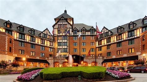 Hotel Roanoke And Conference Center Curio By Hilton Blue Ridge Parkway