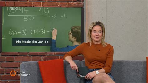 Dort arbeitet sie mittlerweile für das magazin „buten un binnen. Lea Reinhard @ "buten un binnen" am 18.01.2020 - Bilder ...