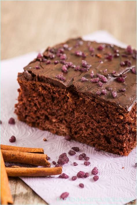 Mit anderen worten besitzt er alle eigenschaften des klassischen zitronenkuchens! Veganer Gewürzkuchen | Rezept | Veganer kuchen, Kuchen ...