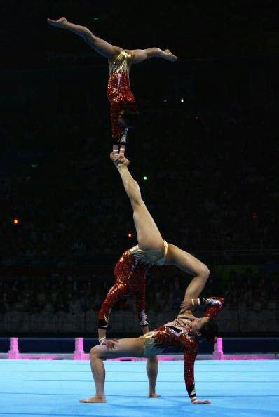 Womens Group Balance Amazing Gymnastics Gymnastics Moves Acrobatic Gymnastics