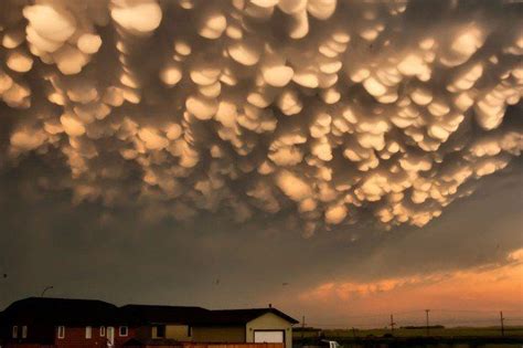 Curious Clouds Roll In After Storm Mammatus Clouds Clouds Sky And