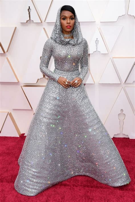 Janelle Monaes Oscars 2020 Red Carpet Look Photos Of Her Dress