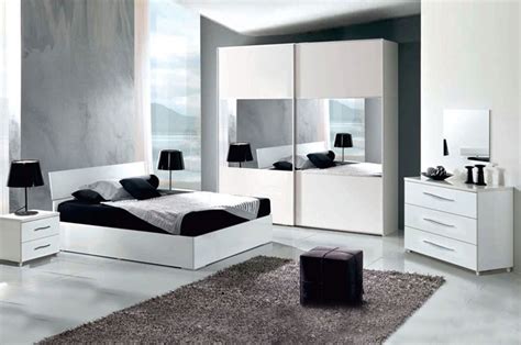 Progettare una camera da letto moderna non è mai stato così facile. Fashion | Camere da letto moderne | Mobili Sparaco