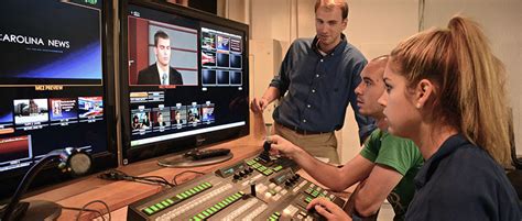 Broadcast Journalism College Of Information And Communications