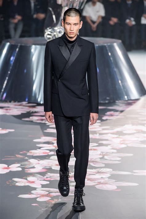 Pin On Menswear Runway