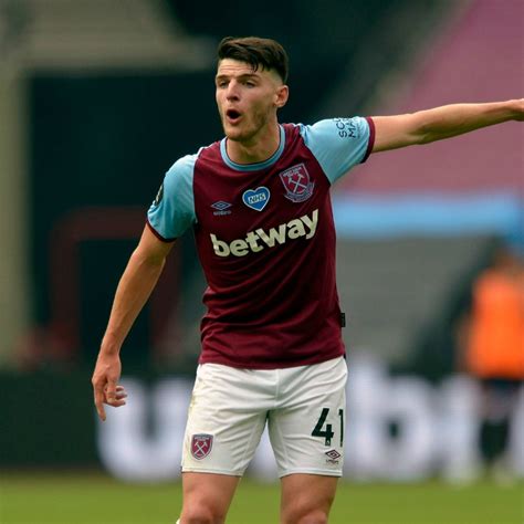 The playing stats (including matchratings) of declan rice for the 2021 season, with other seasons available to be selected. Chelsea transfer news: Declan Rice adored by Frank Lampard