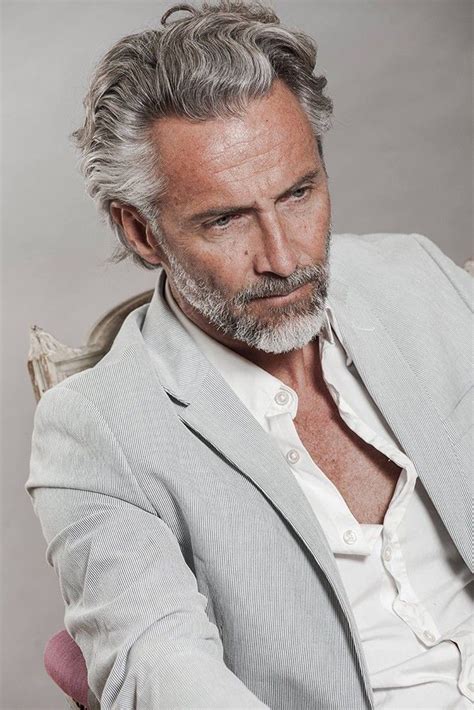 Silver Agence De Top Modèles De Plus De 40 Ans Paris Grey Hair