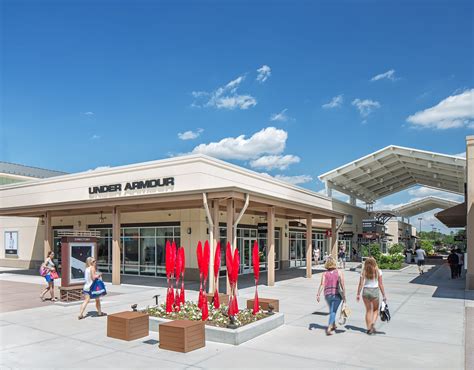 About Chicago Premium Outlets A Shopping Center In Aurora Il A