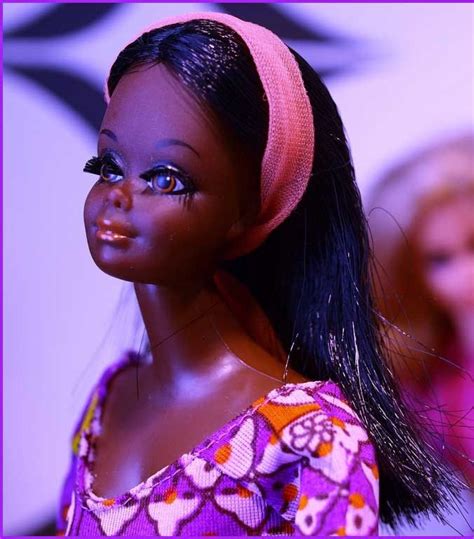 Sta Boneca Foi A Primeira Boneca Africana Que Foi Introduzida No Mundo