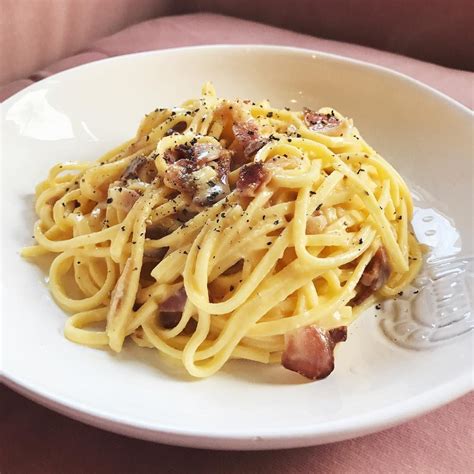 Zo Maakt Jamie Oliver Pasta Carbonara Uiteraard Zonder Room Culynl