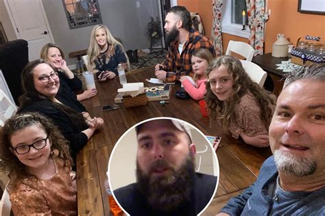 Teen Moms Corey Simms Poses For Rare Photo With Wife Miranda Their Daughter Remi 5 And Twins