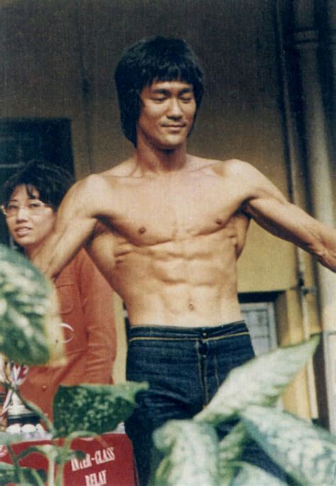 Pin By Diane On 1973･3･13 Xavier College Bruce Lee Body Bruce Lee Bruce Lee Photos