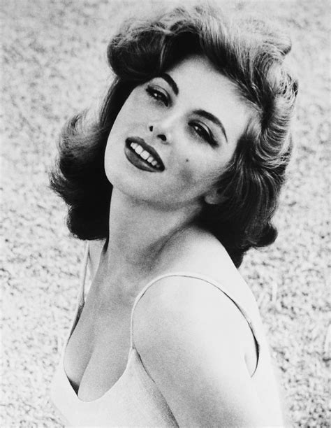 Affair, boyfriend, husband, kids in 1966, tina louise got married to television announcer les crane. 11 early photos of Tina Louise, before she became Ginger ...