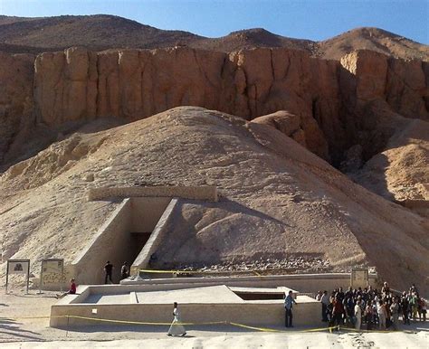Contemporary Image Of The Entrance Of King Tuts Tomb In The Valley Of