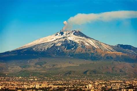 Spotify · playlist · 89 songs · 3.3m likes Ätna Vulkan Und Catania Stadt Insel Sizilien Italien ...