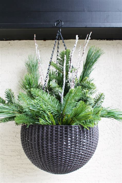 Diy Christmas Hanging Baskets Clean And Scentsible