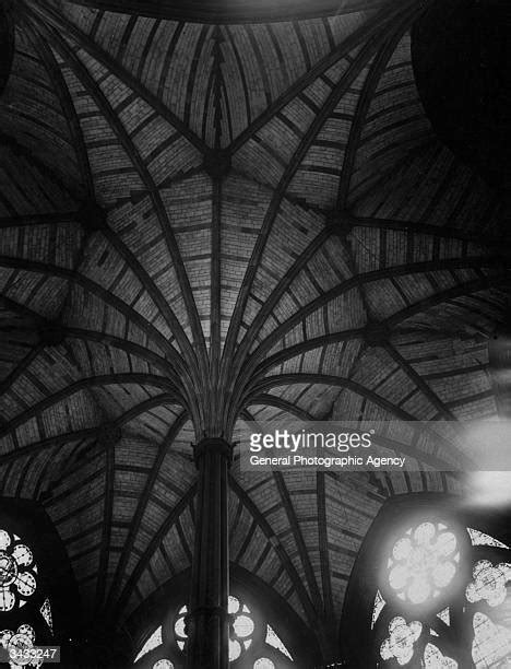 Fan Vault Ceiling Photos And Premium High Res Pictures Getty Images