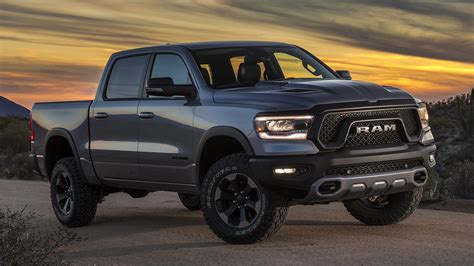 2019 Ram 1500 Rebel Crew Cab Short Tapety Na Plochu A Kvalitní