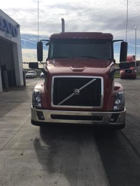 Volvo Vnl64t430 Conventional Trucks In Illinois For Sale Used Trucks On