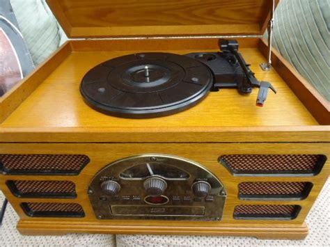 Crosley Turntablecdradio Retro Style Wooden Box Record Player Vinyl