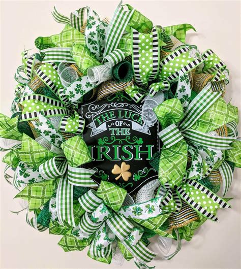 Pin By Starlight Creations On Wreaths St Patrick S Day Wreaths And