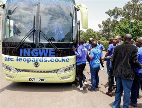 President uhuru kenyatta greets afc leopards chairman dan shikanda when he officially handed over a new bus to the team at state house, nairobi on march 9, 2020. AFC Leopards unveils ultra modern 51-seater bus [PHOTOS ...