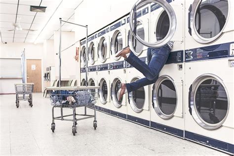 how to do laundry 17 laundry mistakes you re probably making