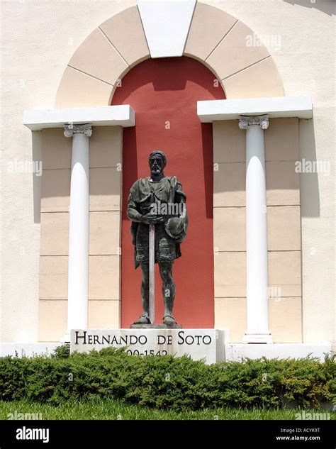 Estatua De Hernando De Soto En Sarasota Florida Estados Unidos