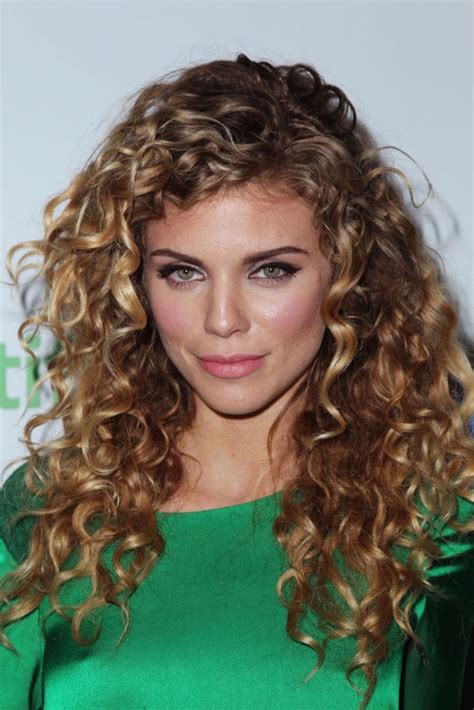20 Impressive Hairstyles For Thick Curly Hair Girls Feed Inspiration