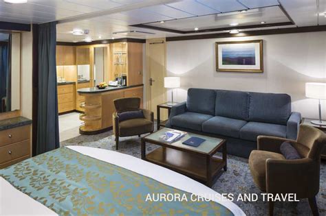 Allure of the seas has a total of 2706 cabins (of which 194 suites, 1787 balcony rooms, 716 adjoining, 472 insides) in 43 grades. Grand Suite on Allure of the Seas - Aurora Cruises and Travel