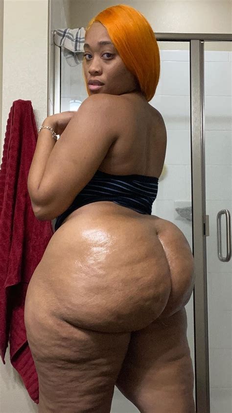 Real Thick Shesfreaky