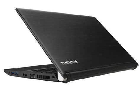 Тест и обзор ноутбука Toshiba Satellite Pro R40 C 132 с разъемами для