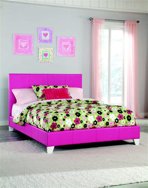 The bright pink of this children's bedroom furniture will add some fun to even the smallest of bedrooms. Kith Twin Pink Girls Bed | Kids' Beds