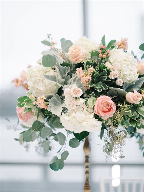 Pink Roses And White Hydrangeas Centerpieces Wedding Floral