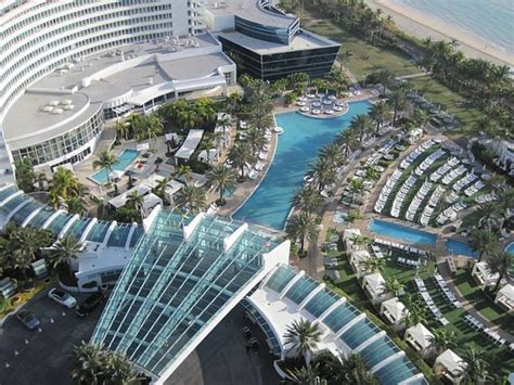 Pool Hotel Fontainebleau Miami Beach Miami Beach Holidaycheck