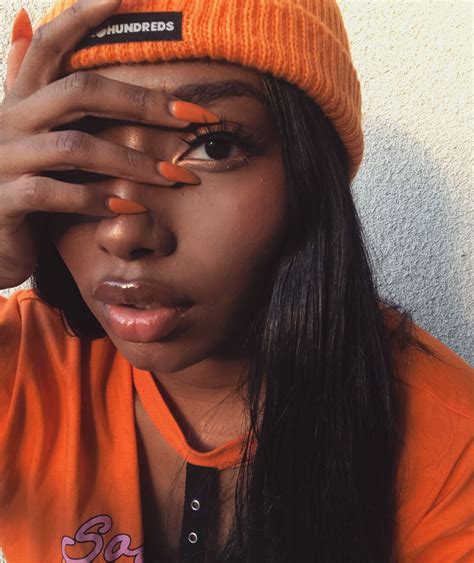 The Shy Black Girl Who Loves Fashion💛 — Envyfvshion Instagram Envyfvshion Dark Skin Beauty