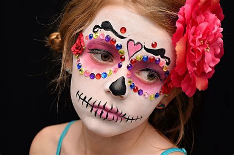 10 Lovable Day Of The Dead Makeup Ideas 2021