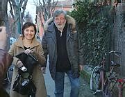 Una moglie bellissima as grease director. La biografia di Guccini: «La mia storia in un film ...