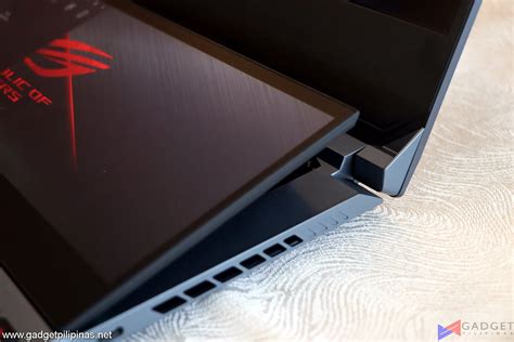 Rog Zephyrus Duo 15 Gx550 Hands On And First Impressions Gadget