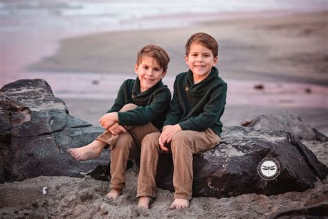 Twin Boys Pictures Maternity Photographer Boy Pictures Professional