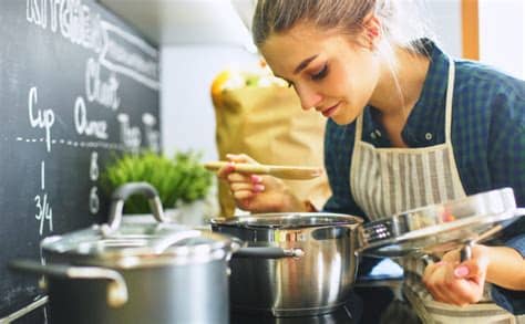 ¿cómo te organizas en la cocina? 4 consejos para aprender a cocinar desde cero | Cómo ...