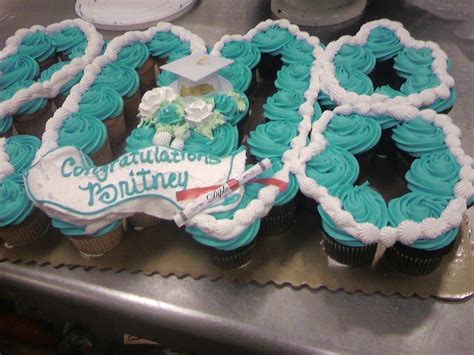 Graduation — Cupcakes! | Graduation party desserts, Graduation cupcakes, Graduation cupcake cake